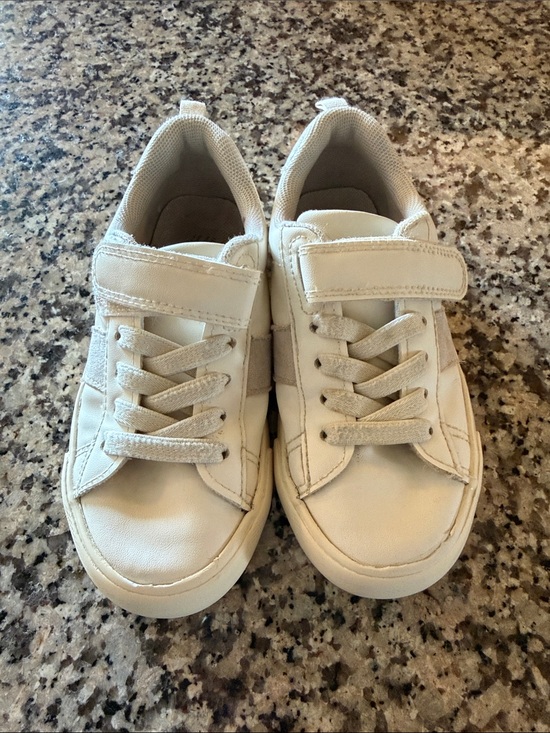 H&M Other - H&M Kids Velcrow White Sneakers (Size 11)